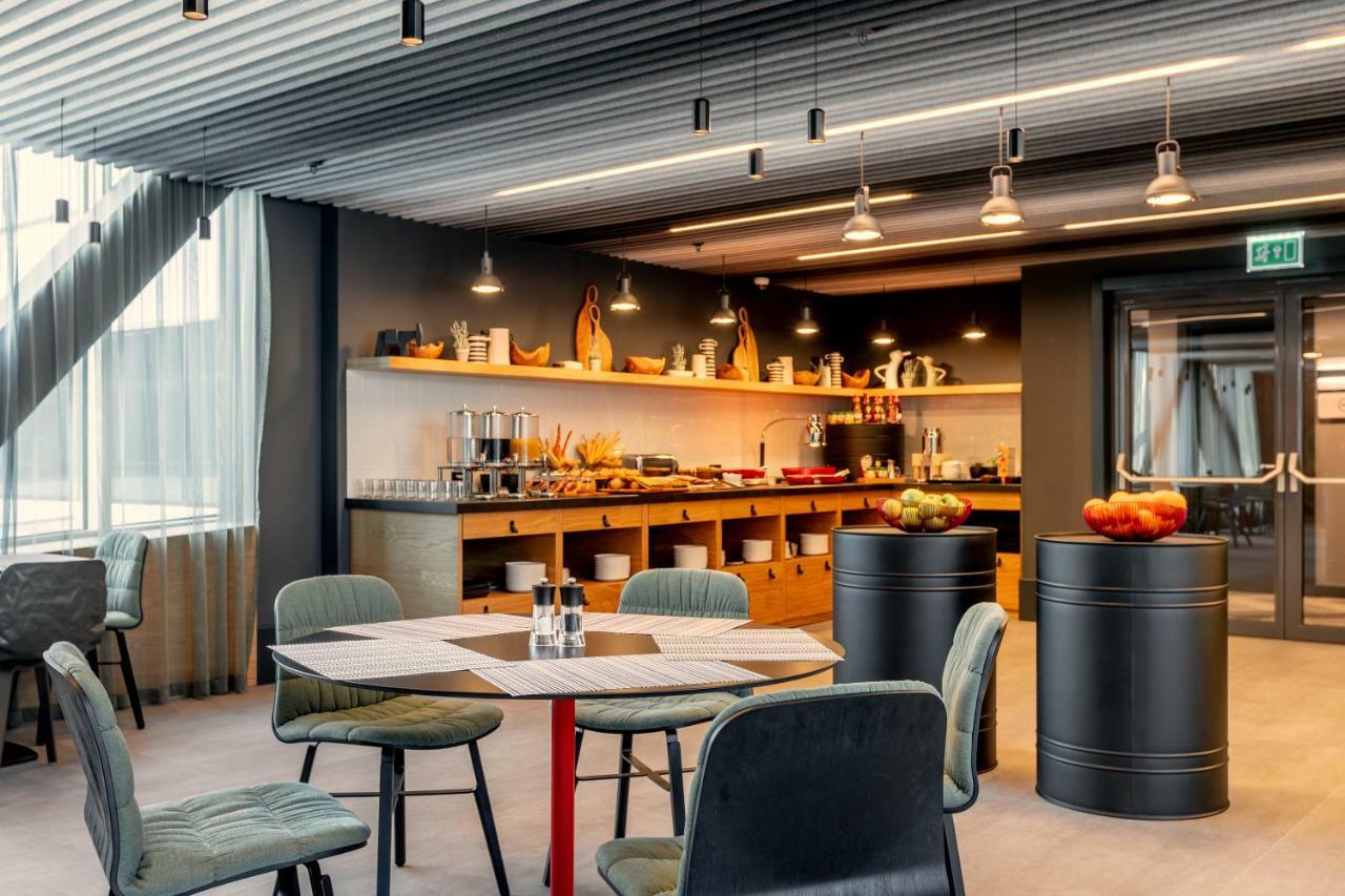 Radius Hotel Tbilisi Exterior foto
